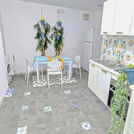 Loft Monteoliveto By Napulitandream דירה נאפולי