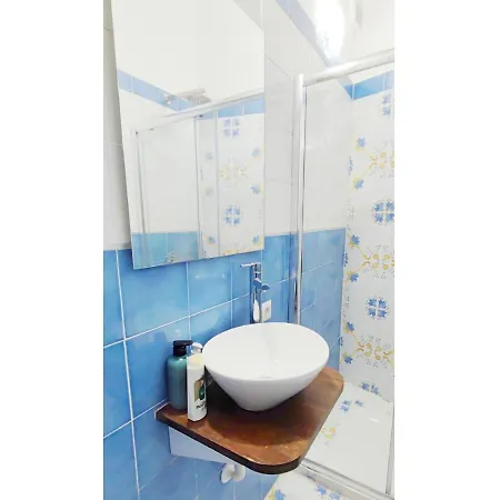 Loft Monteoliveto By Napulitandream * Napels