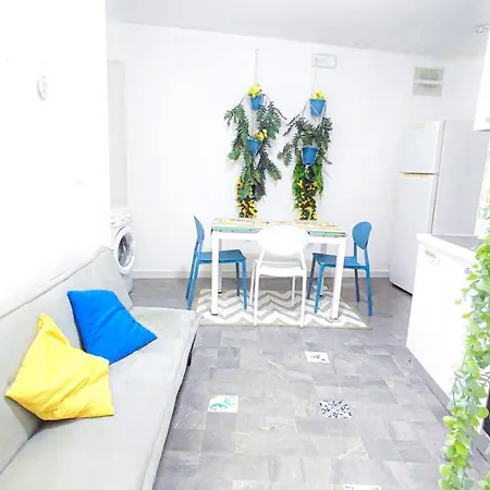 Loft Monteoliveto By Napulitandream Апартаменты Неаполь